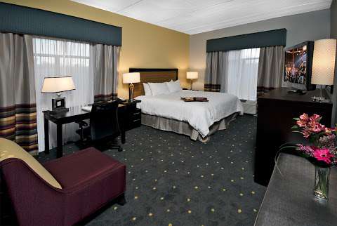 Hampton Inn & Suites Raleigh Downtown Hampton Inn & Suites Raleigh Downtown