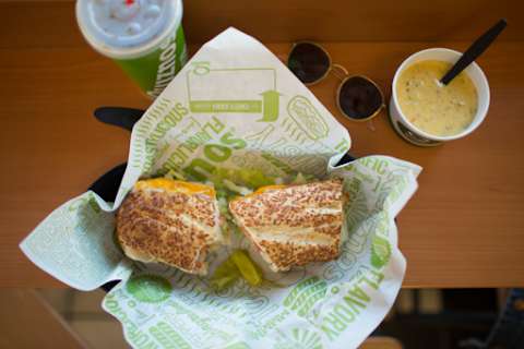 Quiznos Quiznos